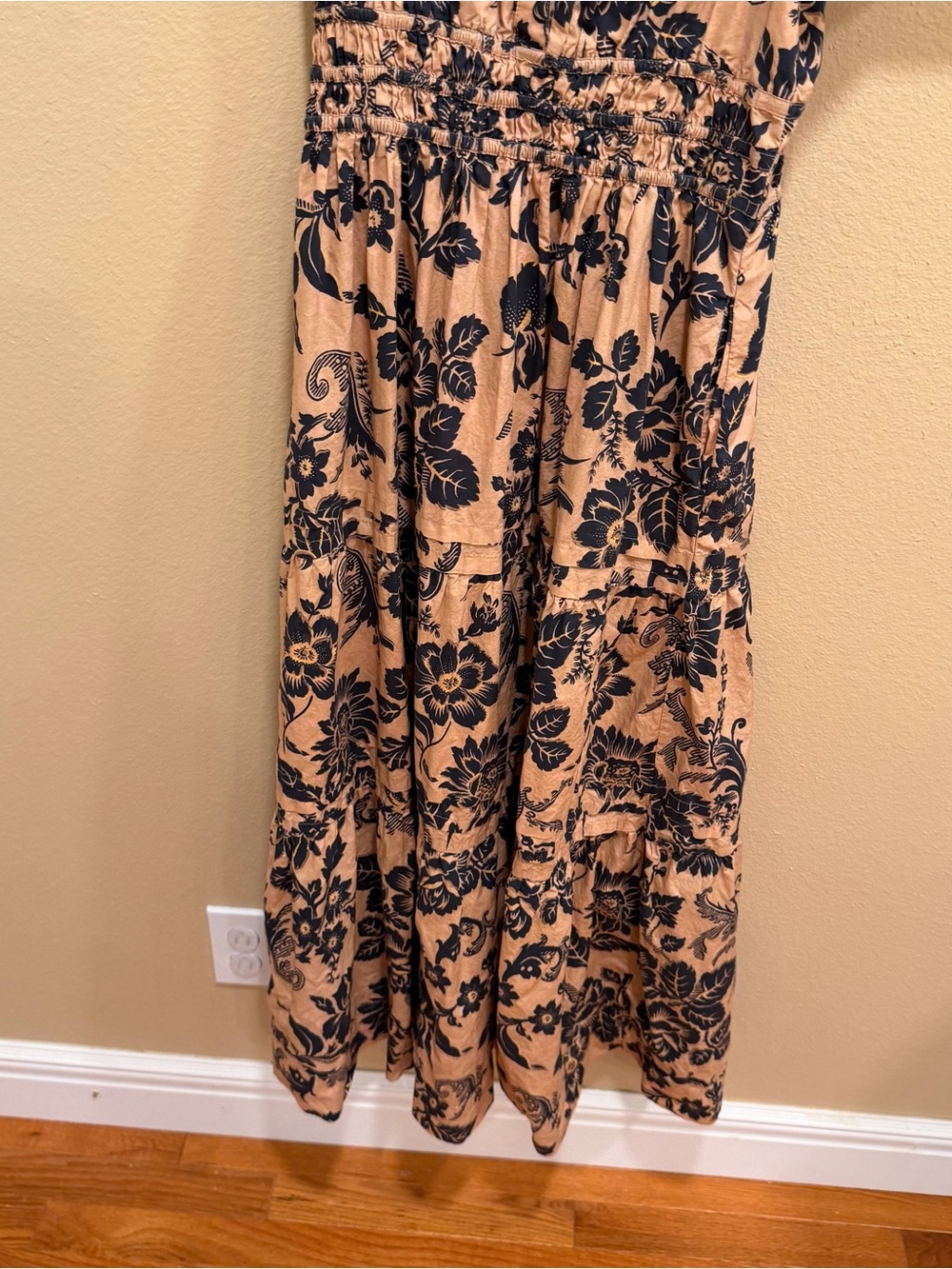 Anthropologie Somerset Tan Floral Tiered Maxi Dress with Smocked Waist Small - Picture 10 of 12